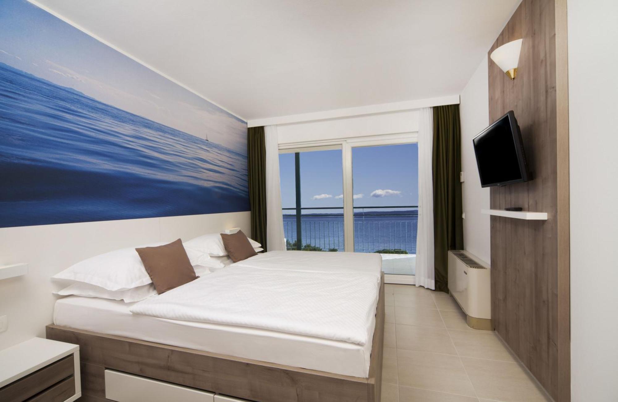 Bluesun Hotel Neptun Tučepi المظهر الخارجي الصورة