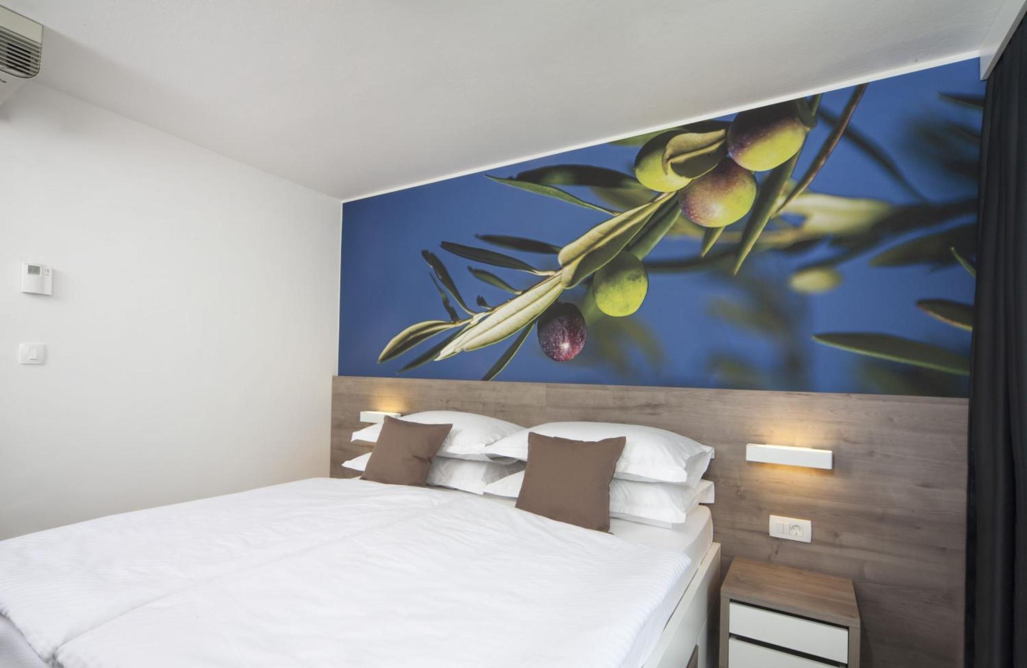Bluesun Hotel Neptun Tučepi الغرفة الصورة