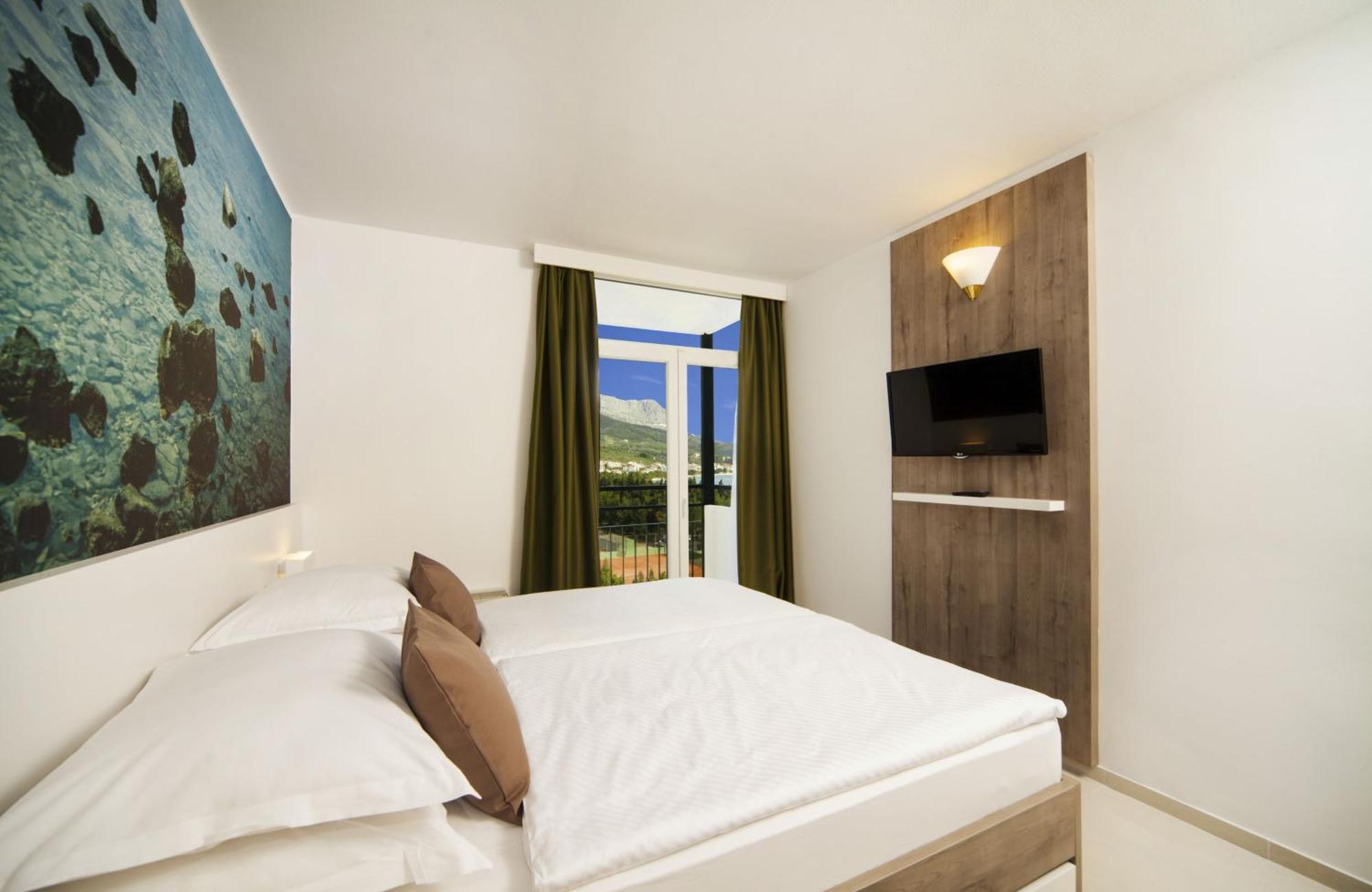 Bluesun Hotel Neptun Tučepi الغرفة الصورة