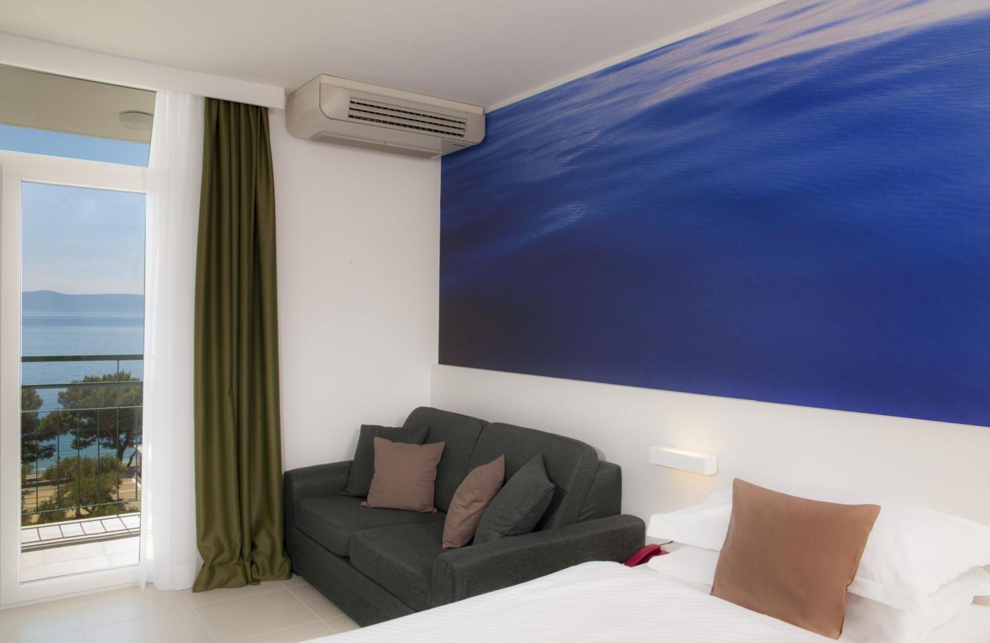 Bluesun Hotel Neptun Tučepi الغرفة الصورة